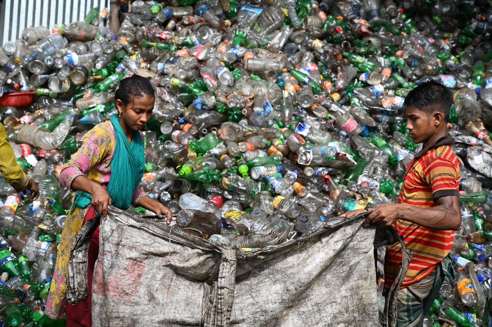 UN agencies at COP27 urge action to tackle impact of plastic on climate