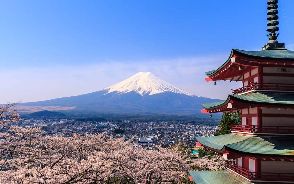 Japan Hopes to Reduce Pollution at Mount Fuji By Taking Entry Fee
<span class="bsf-rt-reading-time"><span class="bsf-rt-display-label" prefix=""></span> <span class="bsf-rt-display-time" reading_time="2"></span> <span class="bsf-rt-display-postfix" postfix="Min Read"></span></span><!-- .bsf-rt-reading-time -->